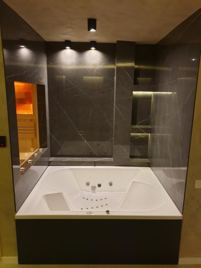 Luxury Spa Suite เบลเกรด ภายนอก รูปภาพ